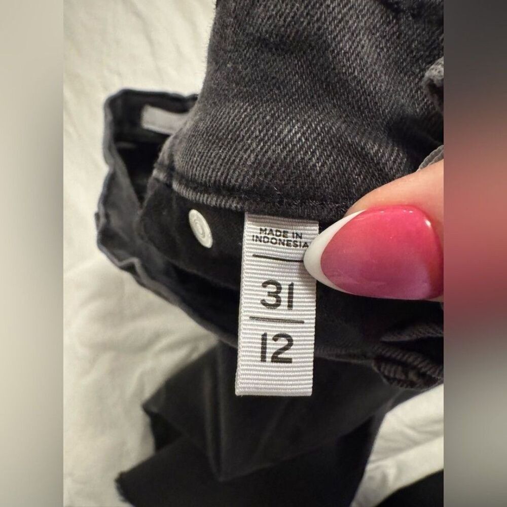 Curvy High Rise Slim Flare Jeans - Picture 4 of 6